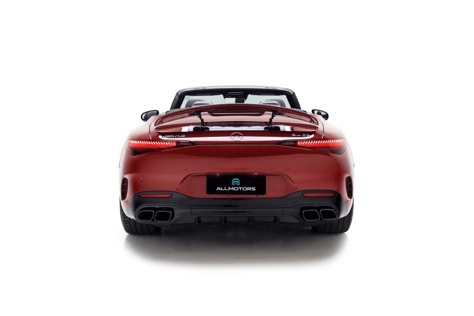 Mercedes-Benz AMG SL63 Roadster 4Matic+ 2022 - Vista 4