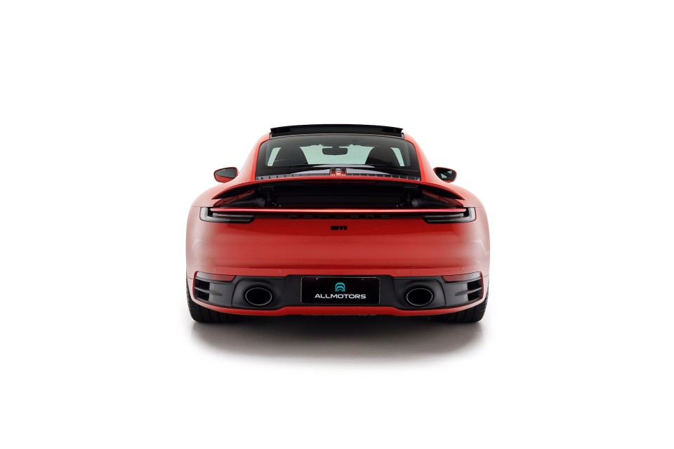Porsche 911 Carrera 2024 - Vista 4