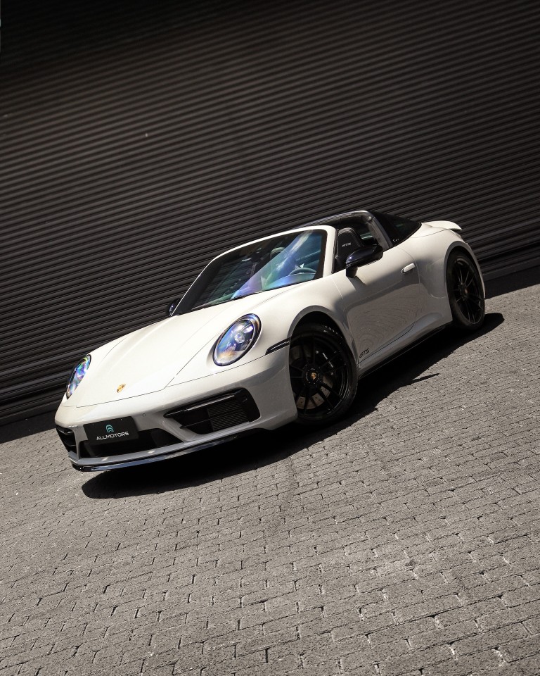 Porsche 911 Targa 4 GTS 2024 - Vista 1
